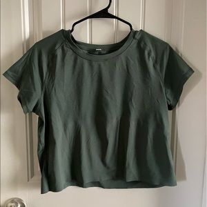 Cropped Lululemon Workout Shirt